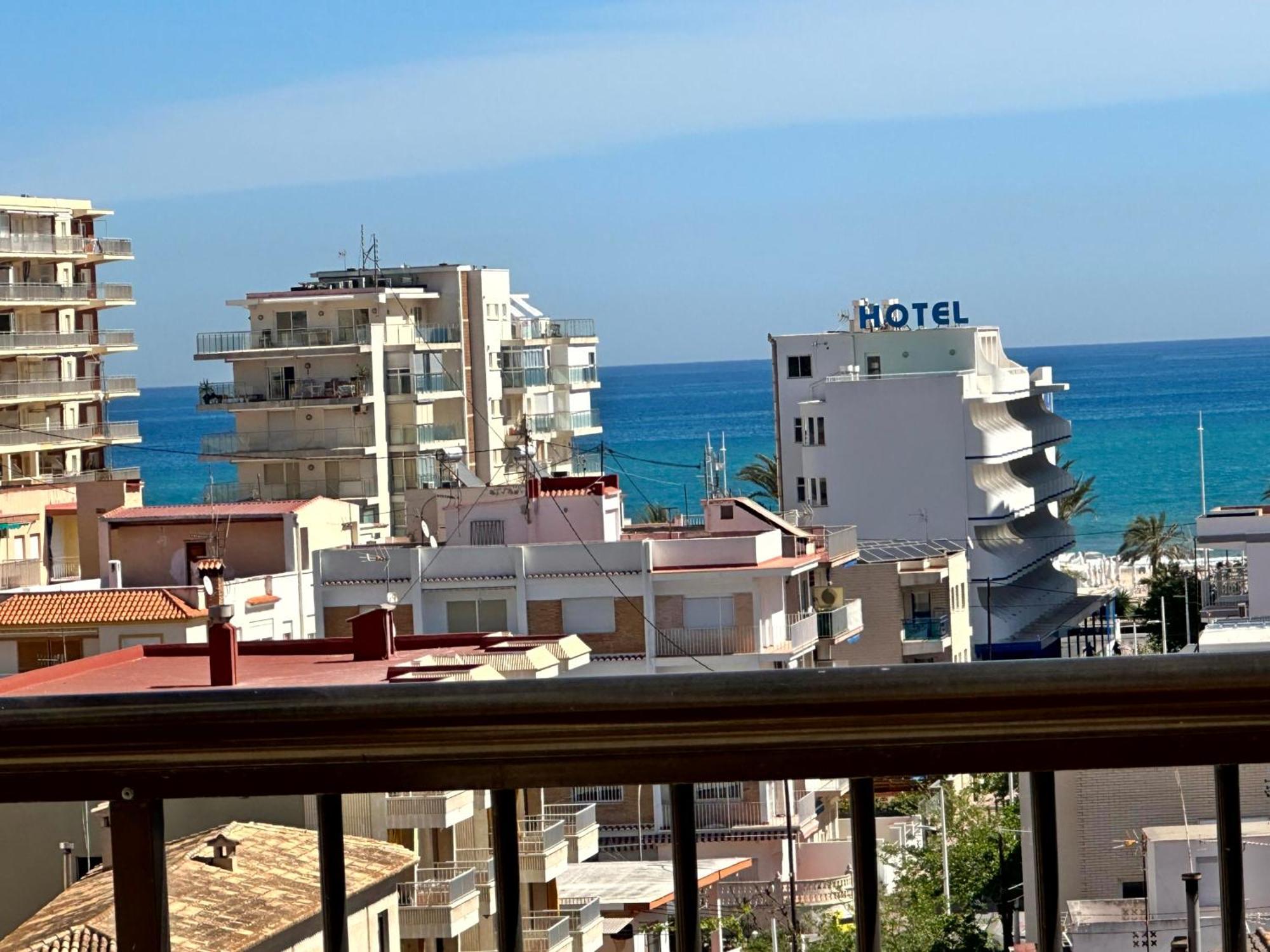 Reyna Playa De Gandia - Alquiler Solo A Familias Apartment Exterior photo